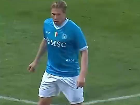 德布劳内送出妙传，蓝月亮掌控比赛节奏(德国蓝月亮集团公司)