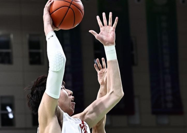 防守强度升级限制外线发挥